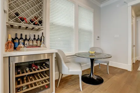 $1,275,000 | 420 West 18th Street, Houston, TX 77008