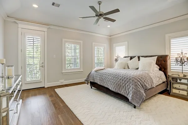 $1,275,000 | 420 West 18th Street, Houston, TX 77008