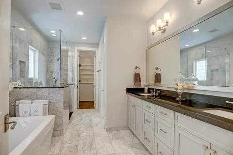 $1,275,000 | 420 West 18th Street, Houston, TX 77008