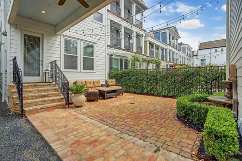 $1,275,000 | 420 West 18th Street, Houston, TX 77008