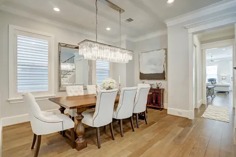 $1,275,000 | 420 West 18th Street, Houston, TX 77008