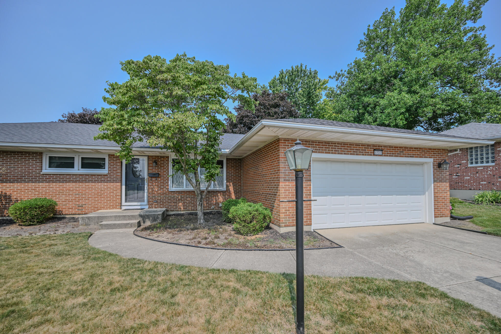 5231 Ridgewood Road East Springfield, OH 45503 - Photo 3 of 30 20260715-Real Estate-040
