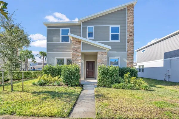 $2,700 | 2048 Shaggy Fisher Drive, Apopka, FL 32712