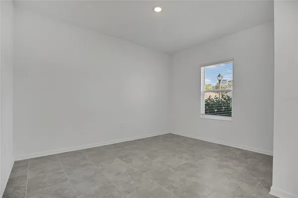 $2,700 | 2048 Shaggy Fisher Drive, Apopka, FL 32712