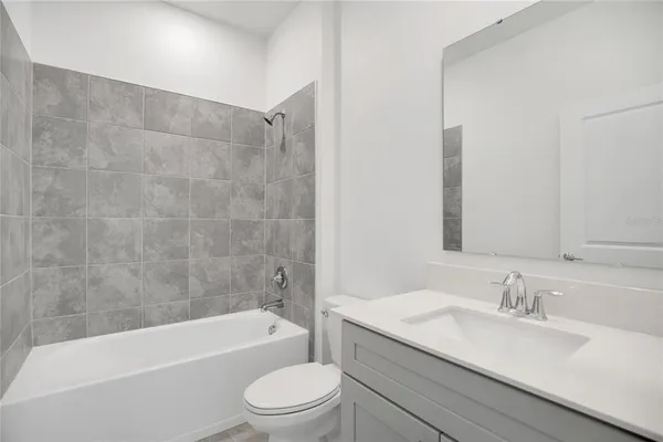 $2,700 | 2048 Shaggy Fisher Drive, Apopka, FL 32712