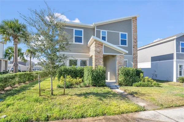 $2,700 | 2048 Shaggy Fisher Drive, Apopka, FL 32712