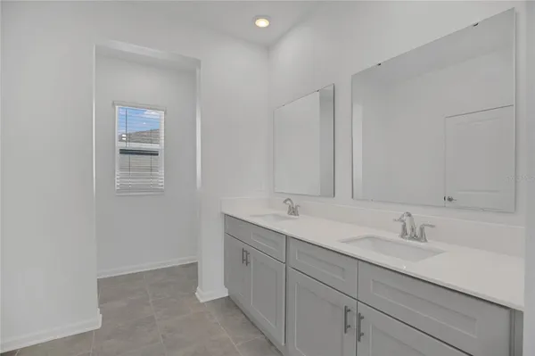 $2,700 | 2048 Shaggy Fisher Drive, Apopka, FL 32712