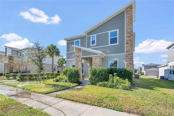 $2,700 | 2048 Shaggy Fisher Drive, Apopka, FL 32712