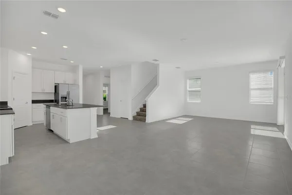 $2,700 | 2048 Shaggy Fisher Drive, Apopka, FL 32712