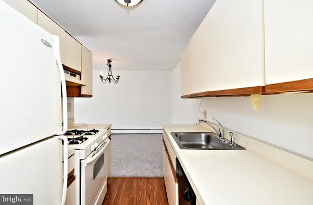 $1,450 | 120 North Bethlehem Pike, Unit 208A, Fort Washington, PA 19034