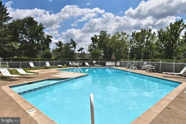 $1,450 | 120 North Bethlehem Pike, Unit 208A, Fort Washington, PA 19034