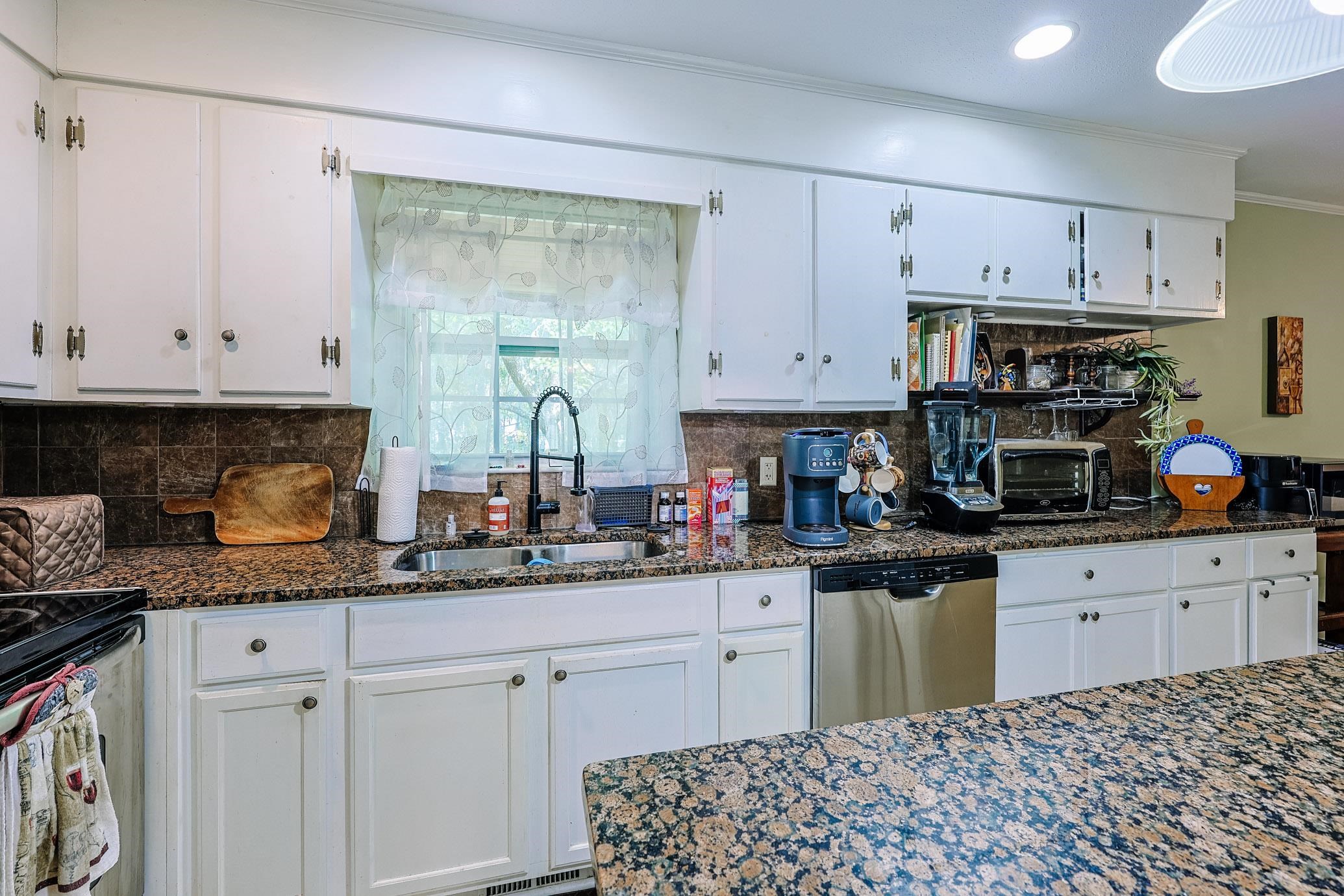 1872 County Rd S-22-602 Georgetown, SC 29440 - Photo 6 of 29