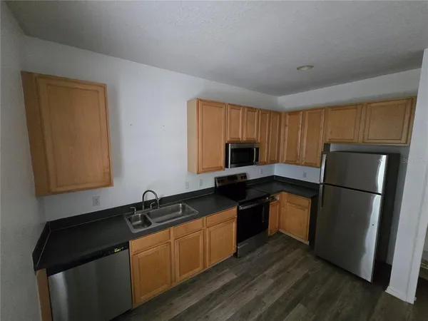 $2,290 | 4205 Austen Falls Lane, Orlando, FL 32828