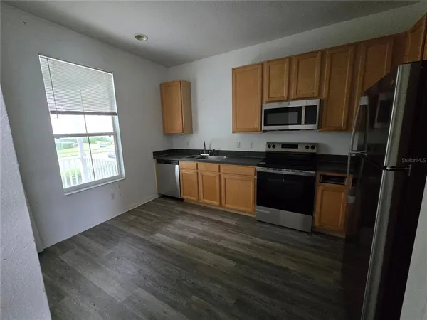 $2,290 | 4205 Austen Falls Lane, Orlando, FL 32828