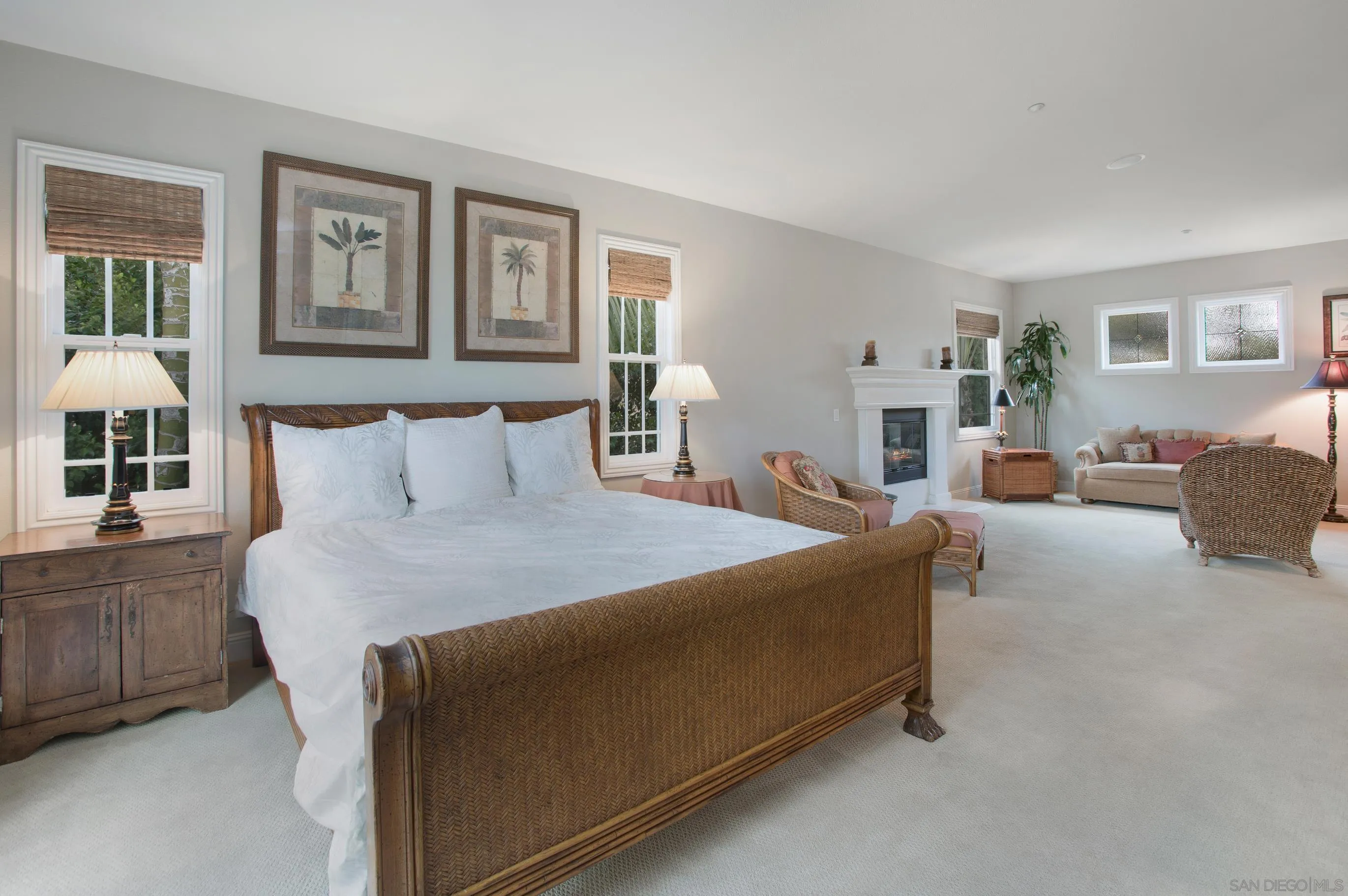 562 Shasta Drive Encinitas, CA 92024 - Photo 38 of 59 a bedroom with a bed and window