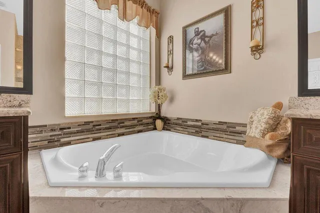 $879,999 | 112 Ibisca Terrace, Royal Palm Beach, FL 33411