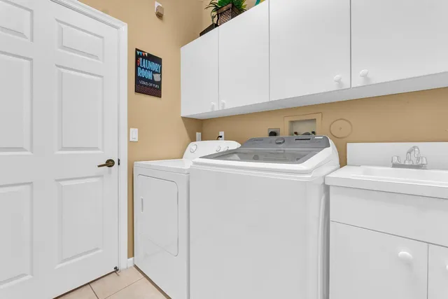 $879,999 | 112 Ibisca Terrace, Royal Palm Beach, FL 33411