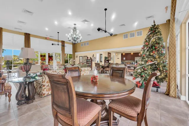 $879,999 | 112 Ibisca Terrace, Royal Palm Beach, FL 33411