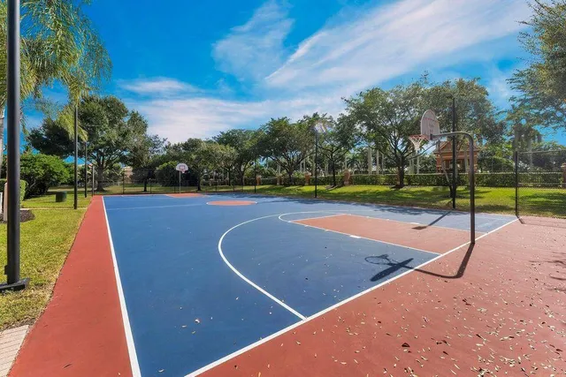 $879,999 | 112 Ibisca Terrace, Royal Palm Beach, FL 33411