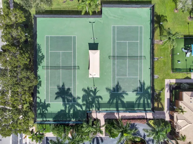 $879,999 | 112 Ibisca Terrace, Royal Palm Beach, FL 33411