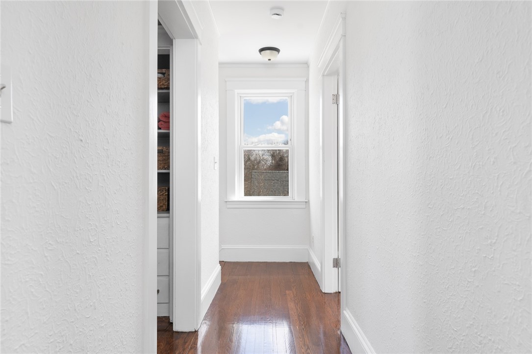 38 Trinity Parkway Providence, RI 02908 - Photo 22 of 37