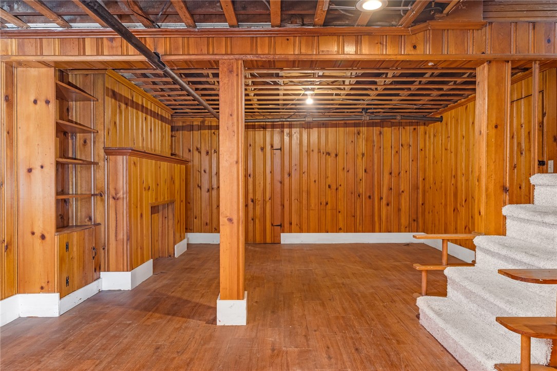 38 Trinity Parkway Providence, RI 02908 - Photo 32 of 37