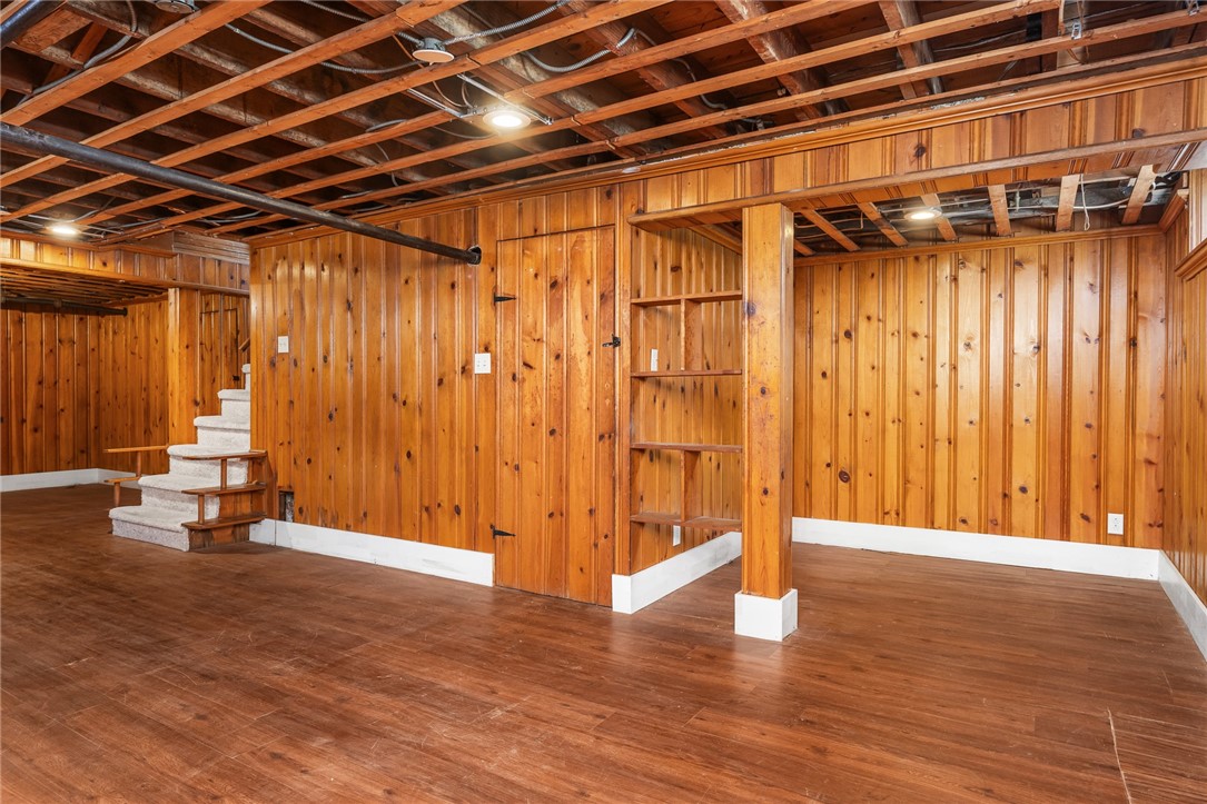 38 Trinity Parkway Providence, RI 02908 - Photo 33 of 37