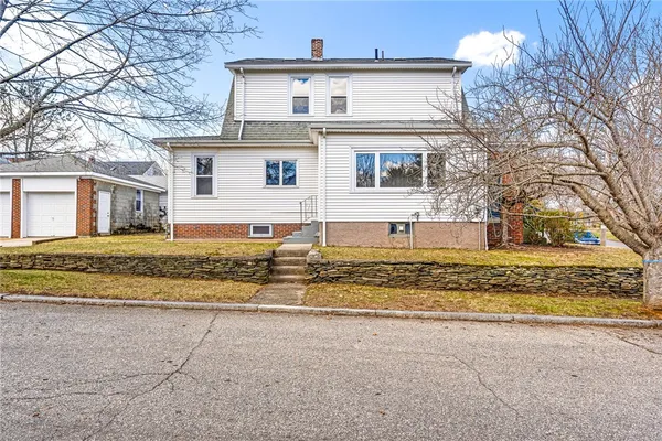 $595,000 | 38 Trinity Parkway, Providence, RI 02908