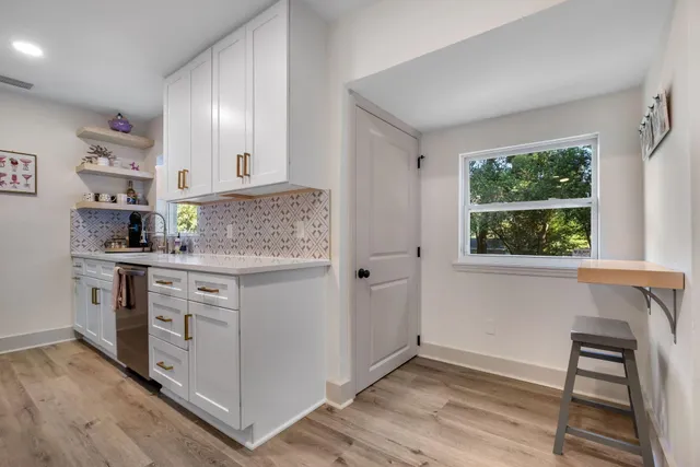 $1,000 | 2412 Surrey Street, Tallahassee, FL 32304