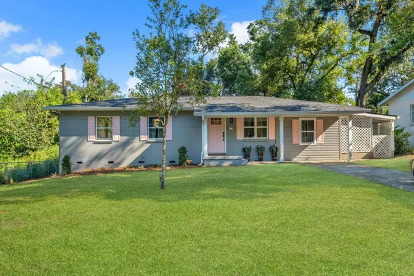$900 | 2412 Surrey Street, Tallahassee, FL 32304