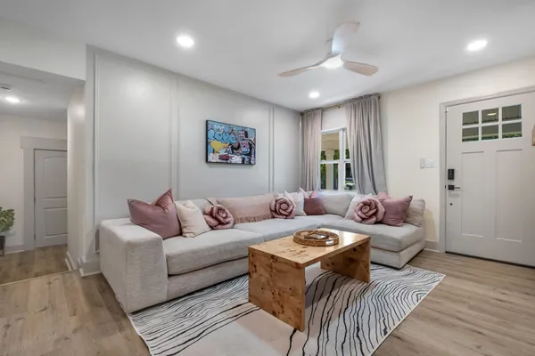 $900 | 2412 Surrey Street, Tallahassee, FL 32304