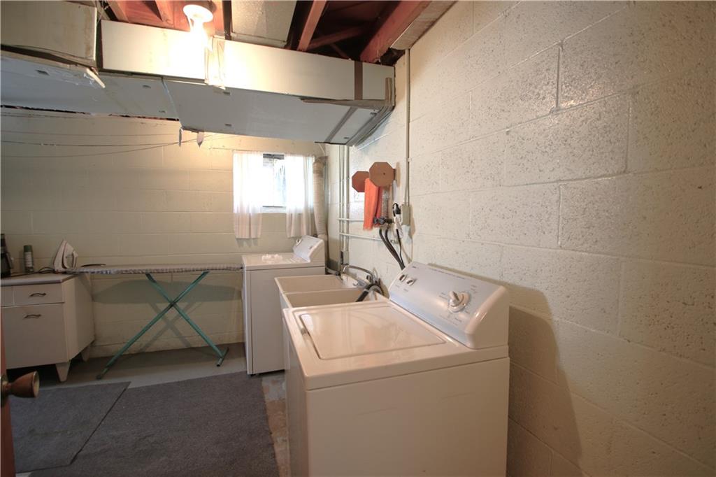 5431 Sunset View Drive Monongahela, PA 15063 - Photo 21 of 27 a utility room with dryer and washer
