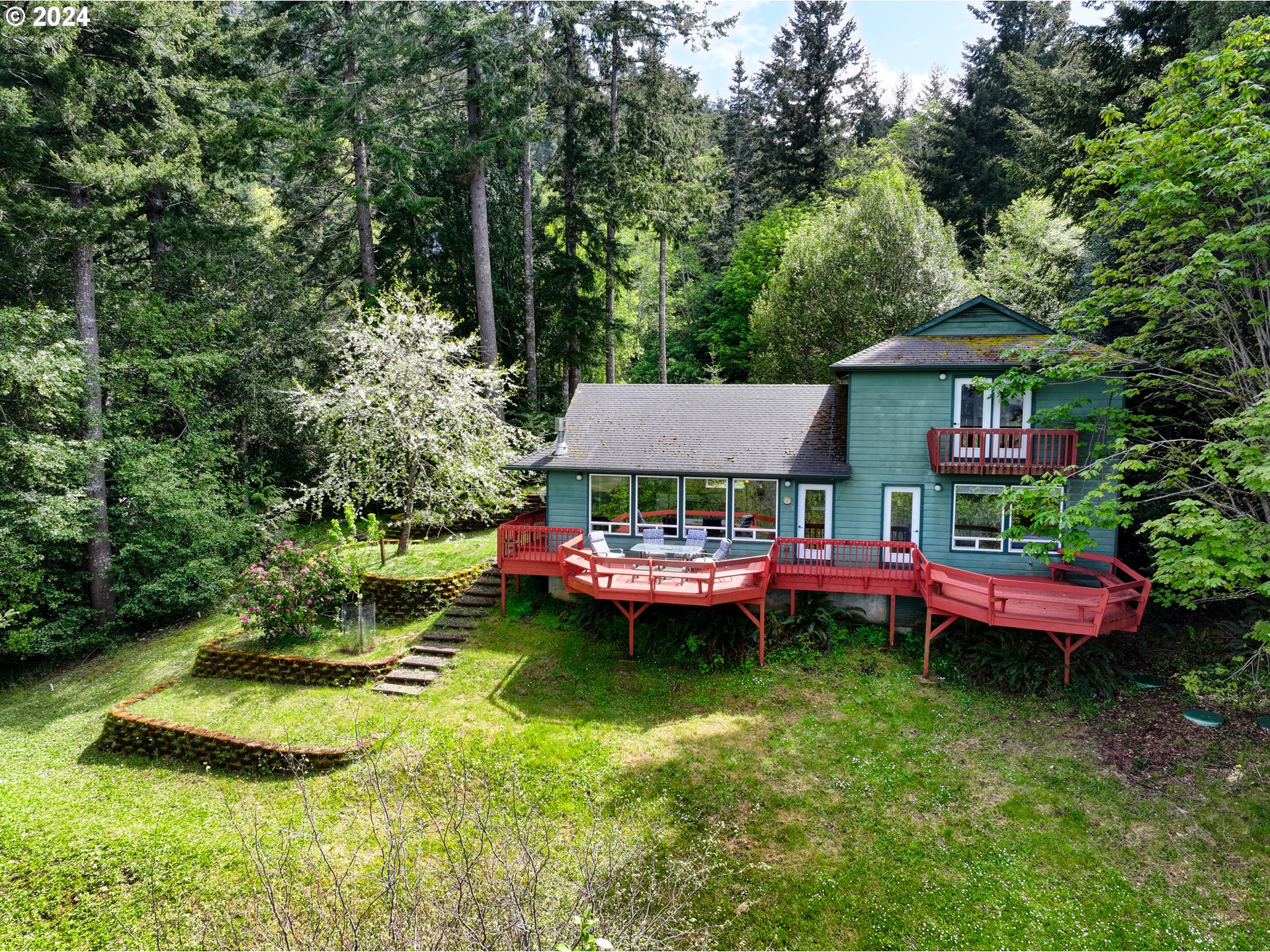 95064 Jerry's Flat Road Gold Beach, OR 97444 - Photo 20 of 47 Gallery Image 20