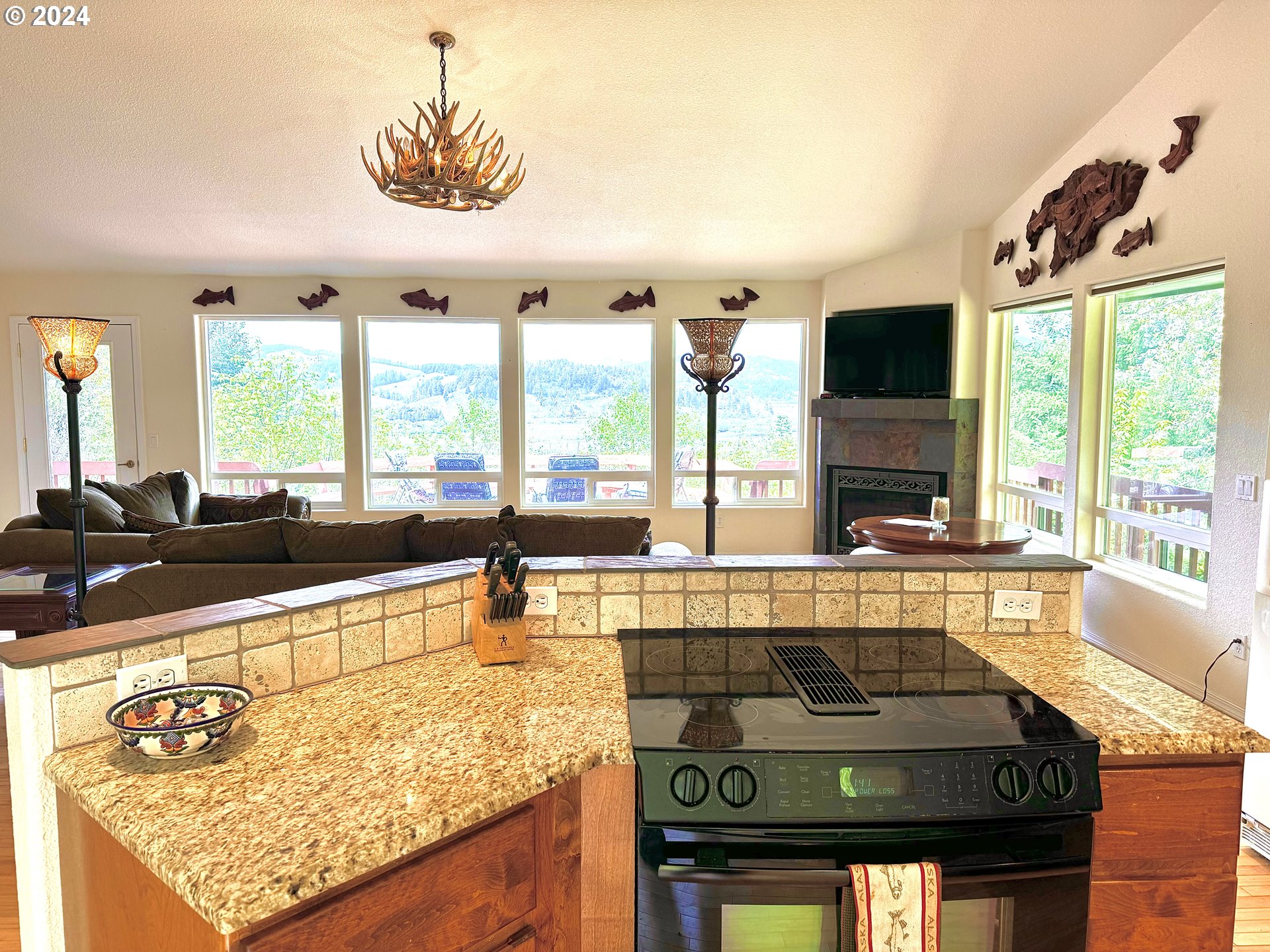 95064 Jerry's Flat Road Gold Beach, OR 97444 - Photo 26 of 47 Gallery Image 26