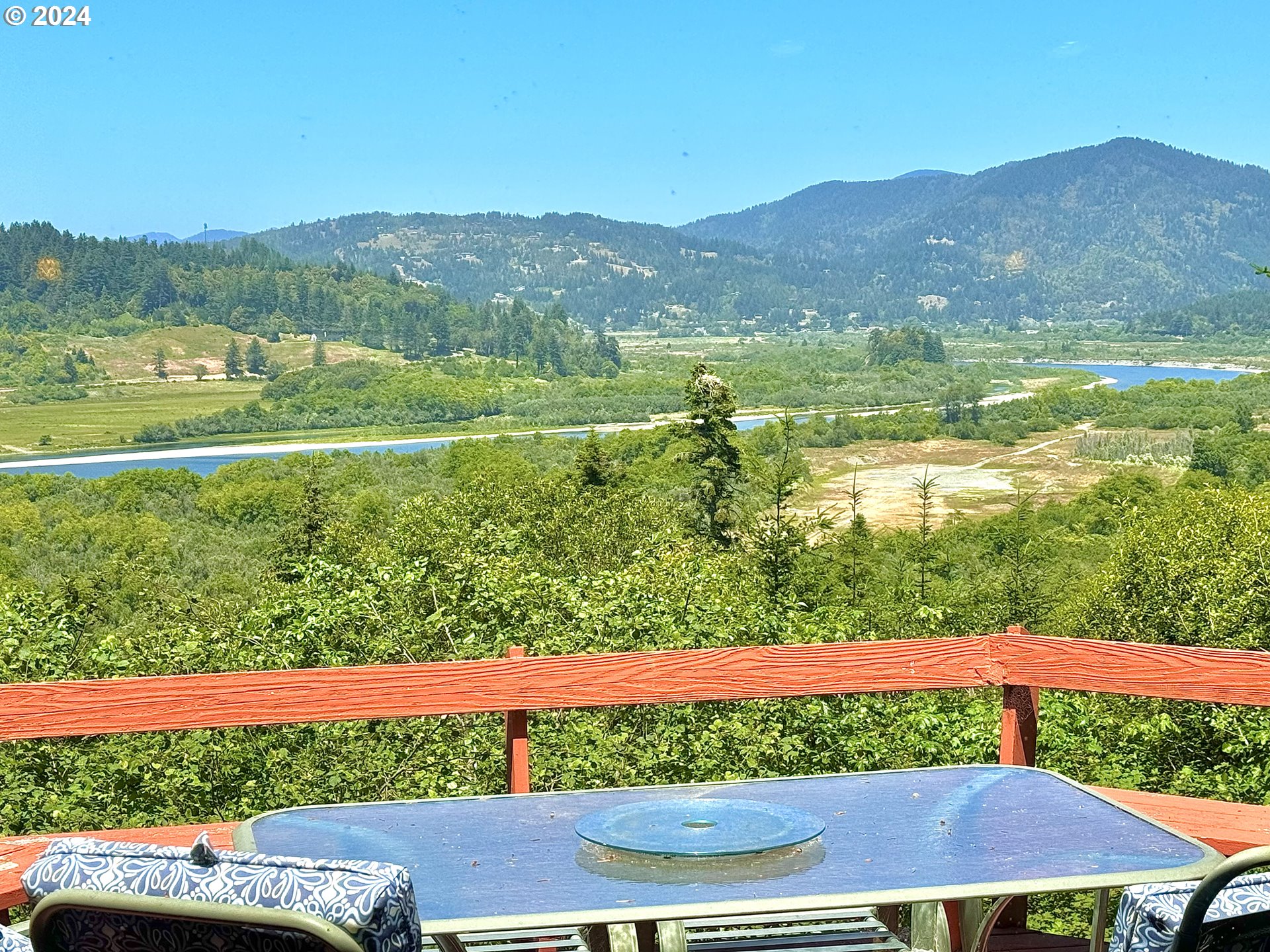 95064 Jerry's Flat Road Gold Beach, OR 97444 - Photo 4 of 47 Gallery Image 4