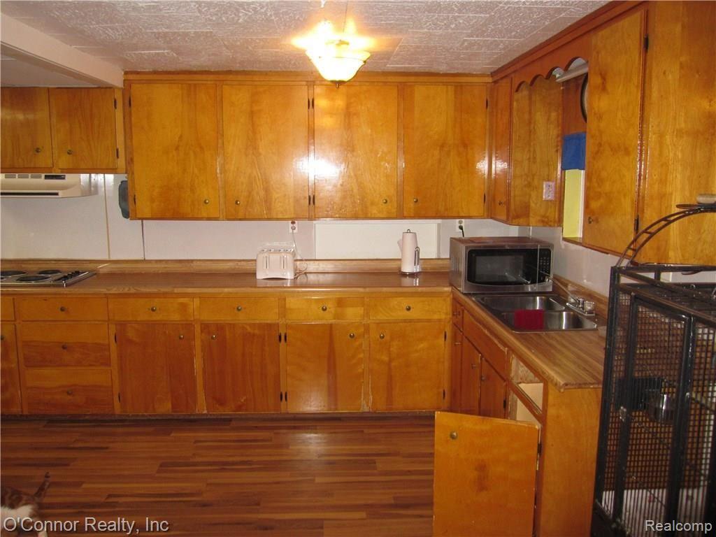 8710 Morris Road Goodells, MI 48027 - Photo 2 of 15 IMG_0642.JPG