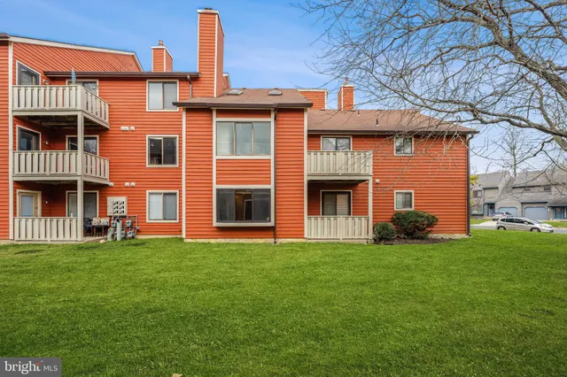 $280,000 | 2702A Sussex Court, Mount Laurel, NJ 08054