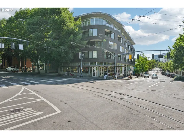 $289,000 | 1234 Southwest 18th Avenue, Unit 501, Portland, OR 97205