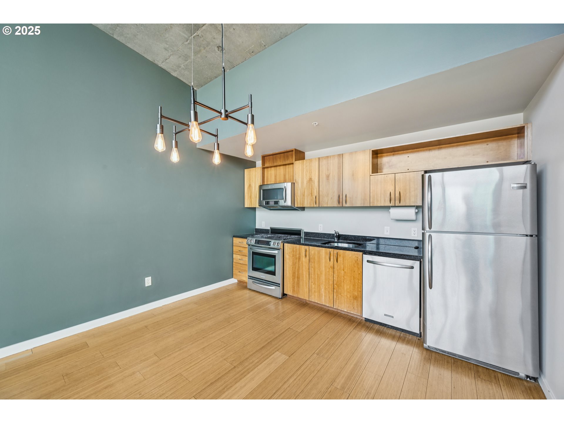 1234 Southwest 18th Avenue, Unit 501 Portland, OR 97205 - Photo 17 of 32