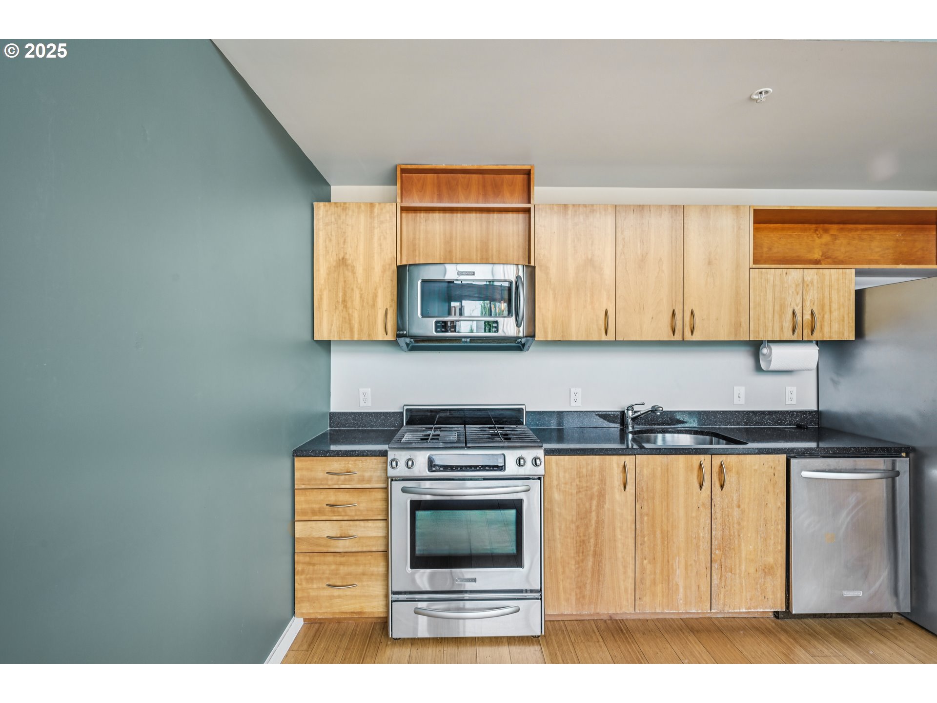 1234 Southwest 18th Avenue, Unit 501 Portland, OR 97205 - Photo 18 of 32