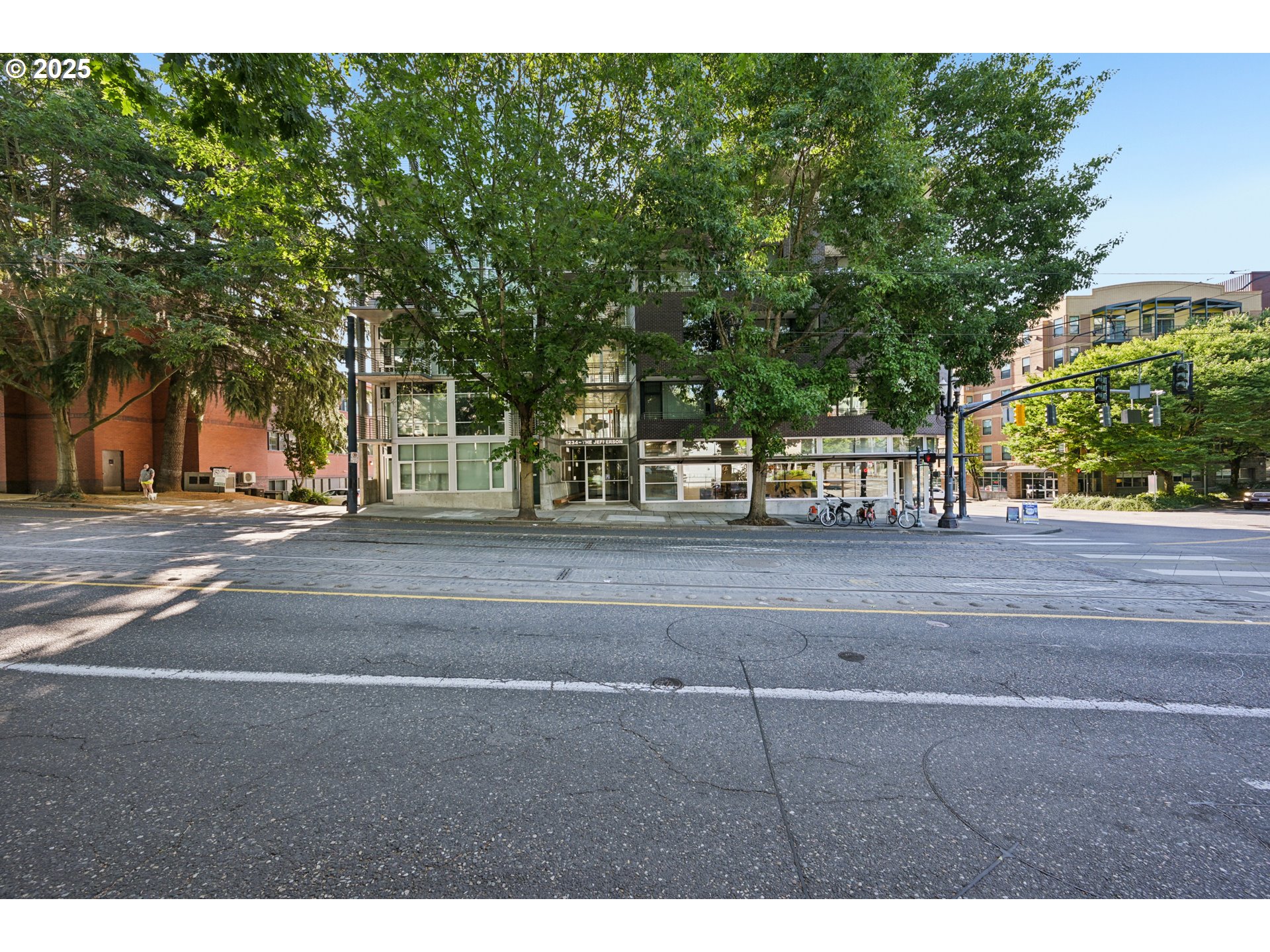 1234 Southwest 18th Avenue, Unit 501 Portland, OR 97205 - Photo 2 of 32