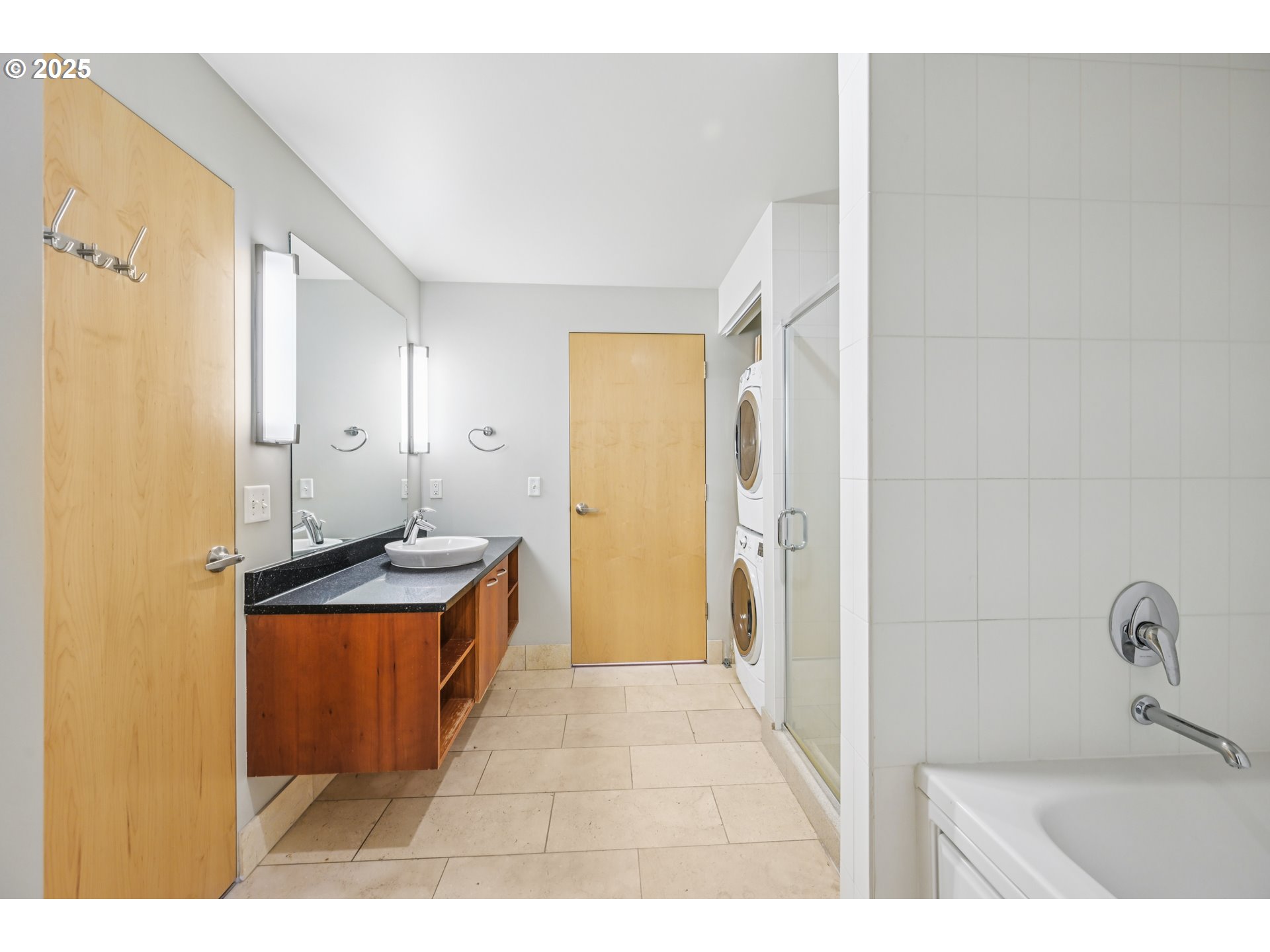 1234 Southwest 18th Avenue, Unit 501 Portland, OR 97205 - Photo 26 of 32