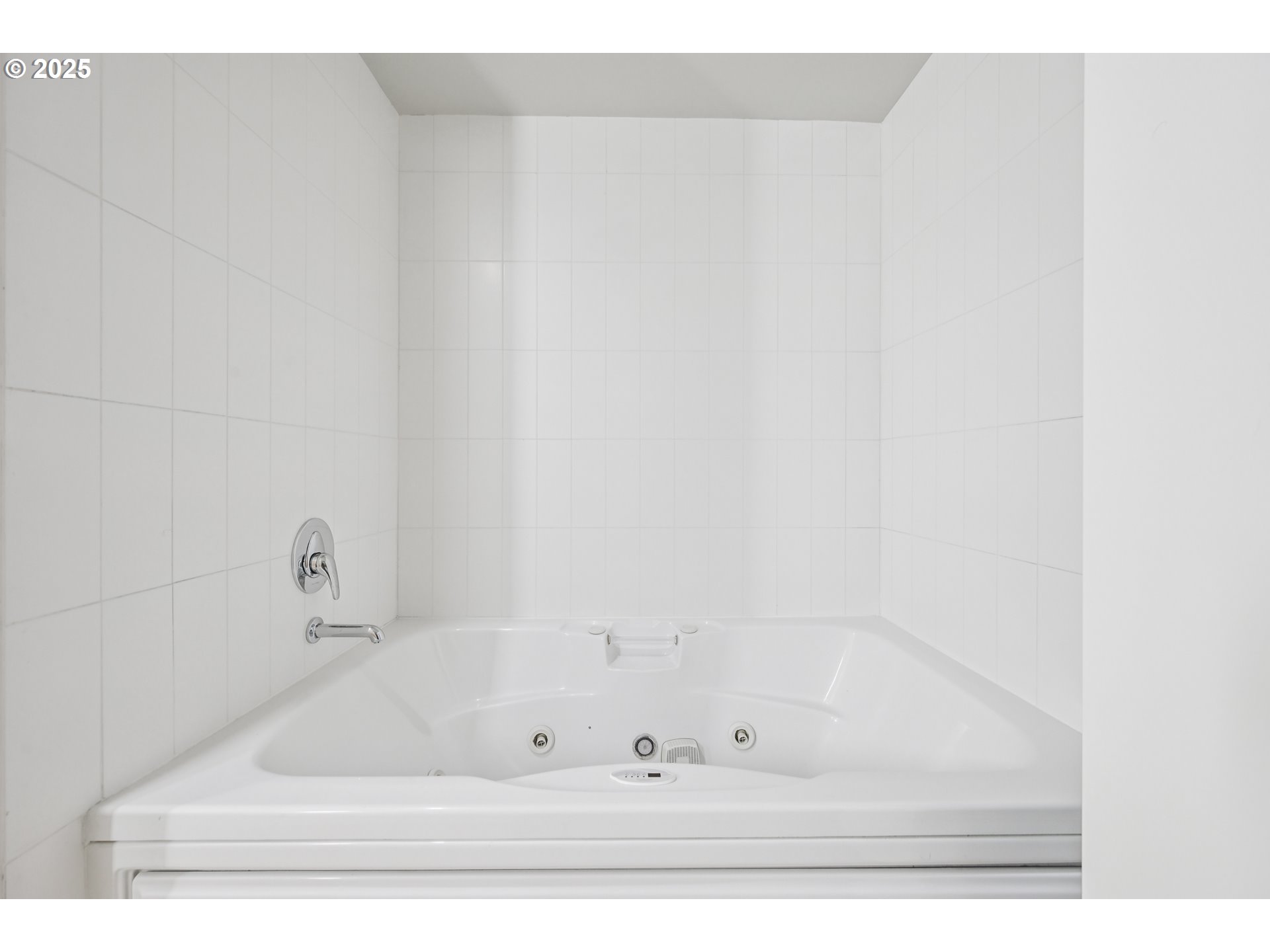 1234 Southwest 18th Avenue, Unit 501 Portland, OR 97205 - Photo 28 of 32