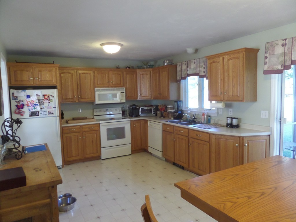 58 Smithville Road Spencer, MA 01562 - Photo 22 of 30 Gallery Image 22