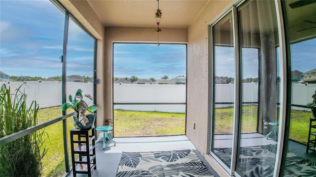 2408 Nighthawk Landing Court Ruskin, FL 33570 - Photo 33 of 47