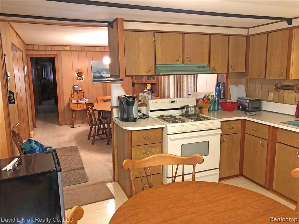 4532 Trail Road Caseville, MI 48725 - Photo 2 of 16 4532TrailKitchen.jpg