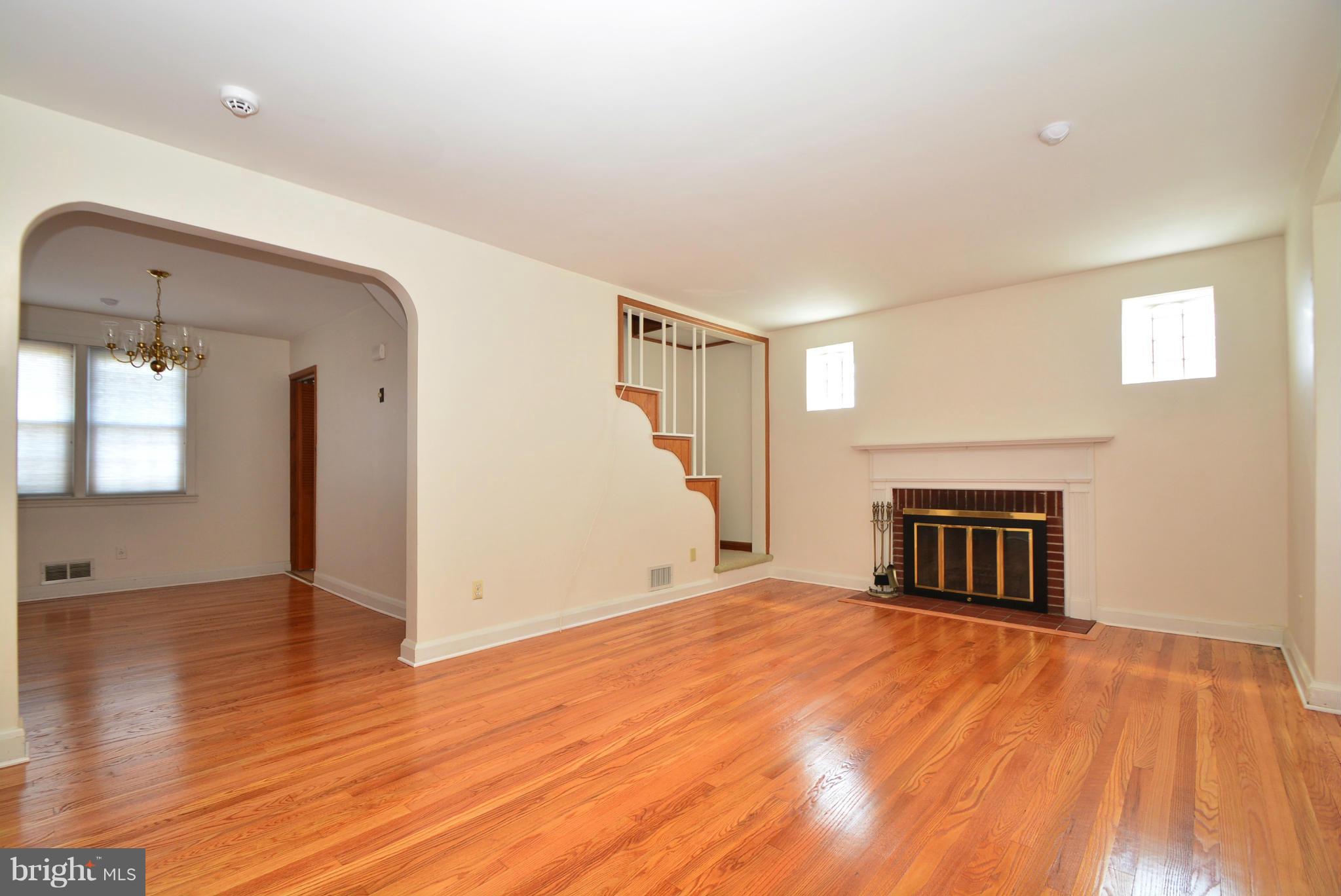 8761 Old Harford Road Baltimore, MD 21234 - Photo 4 of 30 REAL HARDWOOD