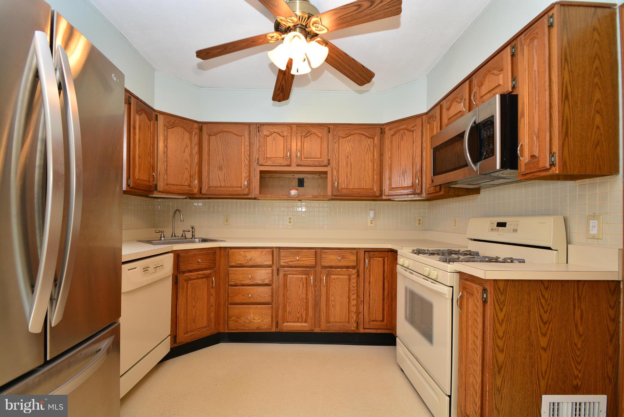8761 Old Harford Road Baltimore, MD 21234 - Photo 7 of 30 Kitchen