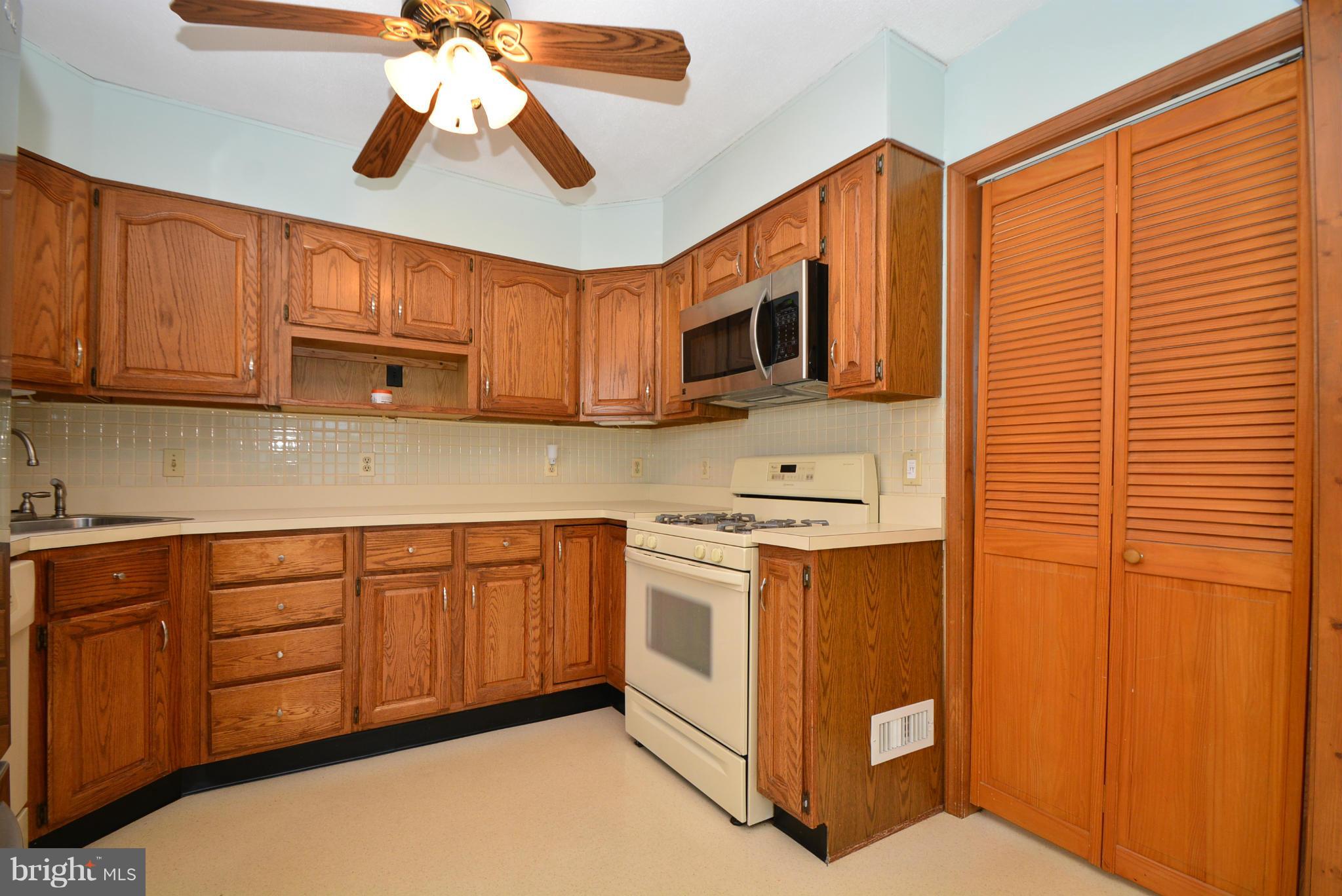 8761 Old Harford Road Baltimore, MD 21234 - Photo 8 of 30 Kitchen