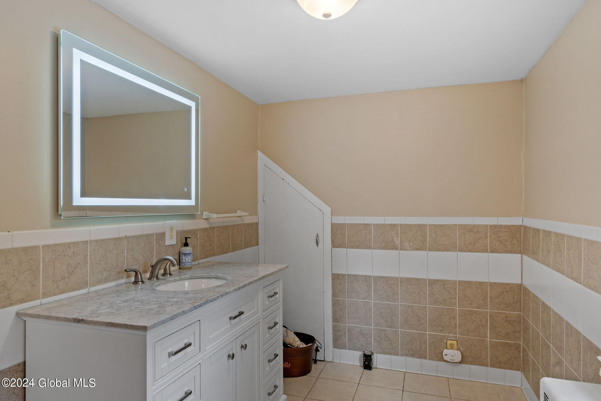 179 Menands Road Colonie, NY 12211 - Photo 30 of 45 47-web-or-mls-179-menand-rd
